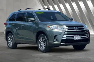 Toyota Highlander 2019 XLE 4dr SUV