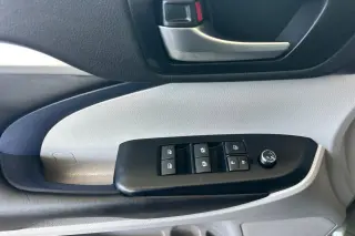 Toyota Highlander 2019 XLE 4dr SUV
