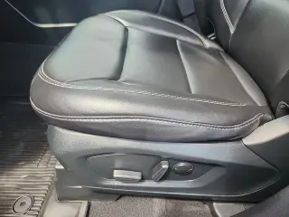 Ford Explorer 2023 AWD XLT 4dr SUV
