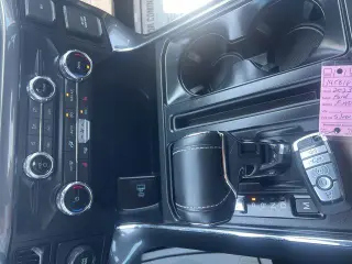 Ford F-150 2023 4x2 XL 4dr SuperCrew 5.5 ft. SB