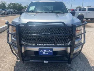 Ford F-150 2023 4x2 XL 4dr SuperCrew 5.5 ft. SB
