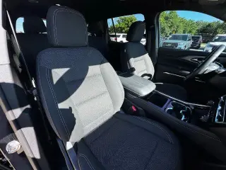 Chevrolet Traverse 2024 4X4 LS 4dr SUV w/2LS