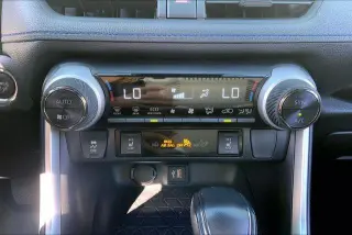 Toyota RAV4 Hybrid 2024 AWD SE 4dr SUV