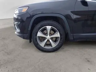 Jeep Cherokee 2019 4x4 High Altitude 4dr SUV