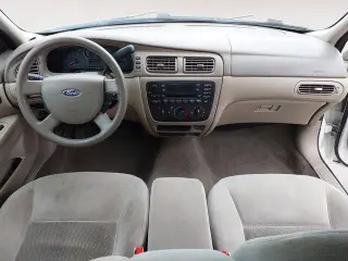 Ford Taurus 2006 SE 4dr Sedan