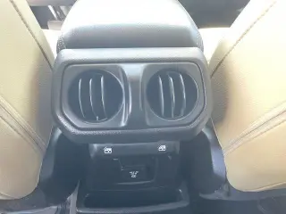 Jeep Wrangler Unlimited 2018 4x4 Moab 4dr SUV (midyear release)