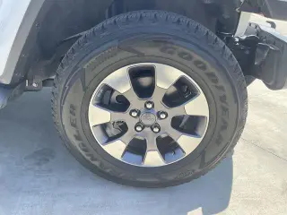 Jeep Wrangler Unlimited 2018 4x4 Moab 4dr SUV (midyear release)