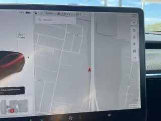 Tesla Model Y 2022 AWD Long Range 4dr Crossover