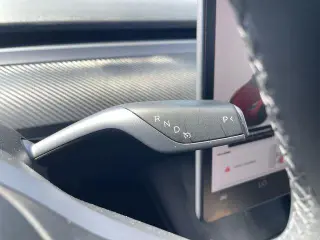 Tesla Model Y 2022 AWD Long Range 4dr Crossover