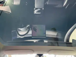 Tesla Model Y 2022 AWD Long Range 4dr Crossover