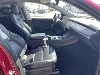 Tesla Model Y 2022 AWD Long Range 4dr Crossover