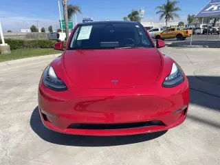 Tesla Model Y 2022 AWD Long Range 4dr Crossover