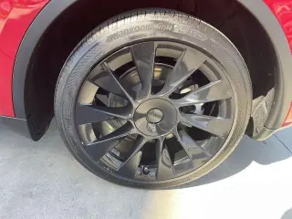 Tesla Model Y 2022 AWD Long Range 4dr Crossover