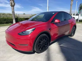 Tesla Model Y 2022 AWD Long Range 4dr Crossover