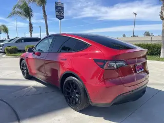 Tesla Model Y 2022 AWD Long Range 4dr Crossover