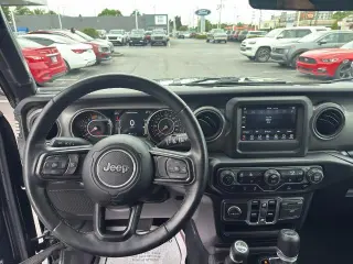 Jeep Wrangler Unlimited 2022 4x4 Sport 4dr SUV