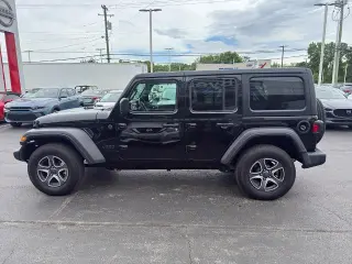 Jeep Wrangler Unlimited 2022 4x4 Sport 4dr SUV