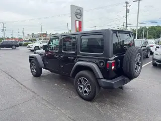Jeep Wrangler Unlimited 2022 4x4 Sport 4dr SUV