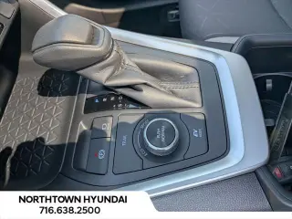 Toyota RAV4 Hybrid 2025 AWD XLE 4dr SUV