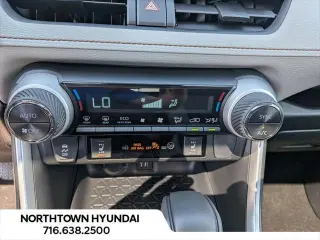 Toyota RAV4 Hybrid 2025 AWD XLE 4dr SUV