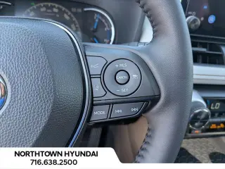 Toyota RAV4 Hybrid 2025 AWD XLE 4dr SUV