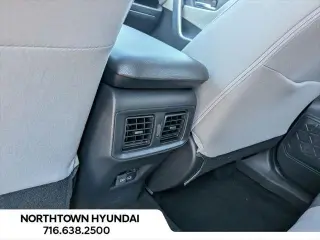 Toyota RAV4 Hybrid 2025 AWD XLE 4dr SUV