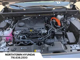 Toyota RAV4 Hybrid 2025 AWD XLE 4dr SUV