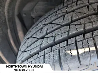 Toyota RAV4 Hybrid 2025 AWD XLE 4dr SUV