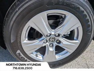 Toyota RAV4 Hybrid 2025 AWD XLE 4dr SUV