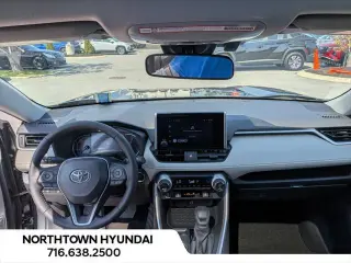 Toyota RAV4 Hybrid 2025 AWD XLE 4dr SUV