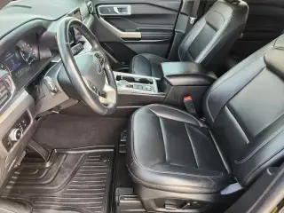 Ford Explorer 2023 AWD XLT 4dr SUV