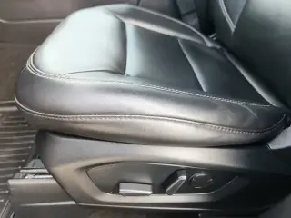 Ford Explorer 2023 AWD XLT 4dr SUV