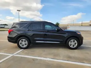 Ford Explorer 2023 AWD XLT 4dr SUV