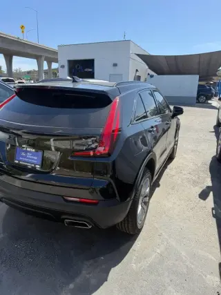 Cadillac XT4 2023 Premium Luxury 4dr Crossover