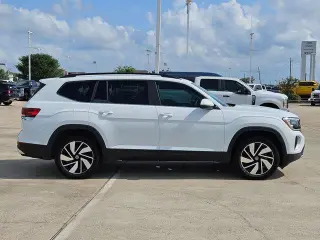 Volkswagen Atlas 2024 SE 4dr SUV w/Technology