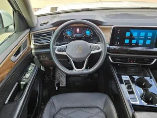 Volkswagen Atlas 2024 SE 4dr SUV w/Technology