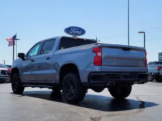Chevrolet Silverado 1500 2021 4x4 Custom Trail Boss 4dr Crew Cab 5.8 ft. SB