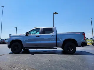 Chevrolet Silverado 1500 2021 4x4 Custom Trail Boss 4dr Crew Cab 5.8 ft. SB