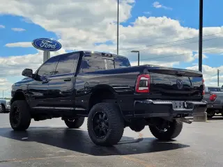 Ram 2500 2022 4x4 Big Horn 4dr Crew Cab 6.3 ft. SB Pickup
