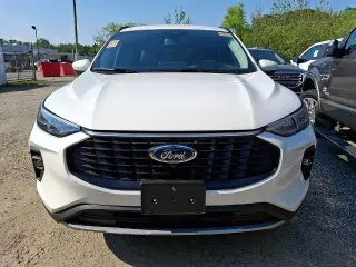 Ford Escape Plug-In Hybrid 2023 Base 4dr SUV