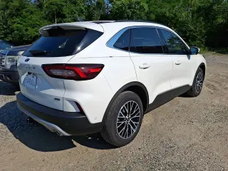 Ford Escape Plug-In Hybrid 2023 Base 4dr SUV