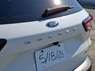 Ford Escape Plug-In Hybrid 2023 Base 4dr SUV