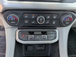 GMC Acadia 2023 SLT 4dr SUV