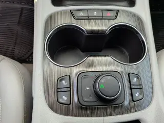 GMC Acadia 2023 SLT 4dr SUV
