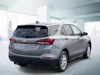 Chevrolet Equinox 2023 4x4 LS 4dr SUV w/1LS