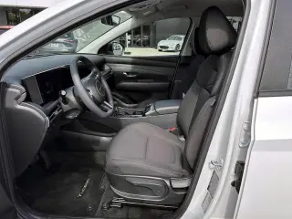 Hyundai TUCSON 2025 AWD SE 4dr SUV