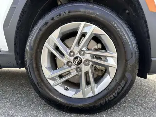 Hyundai TUCSON 2025 AWD SE 4dr SUV