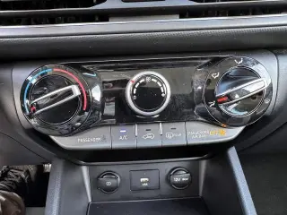 Hyundai KONA 2023 AWD SE 4dr Crossover
