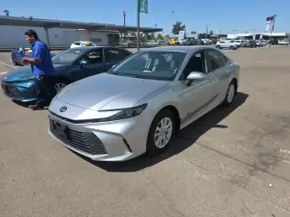 Toyota Camry 2026 SE 4dr Sedan