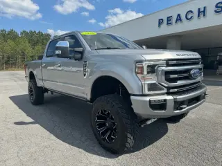 Ford F-250 Super Duty 2020 4x4 King Ranch 4dr Crew Cab 6.8 ft. SB Pickup